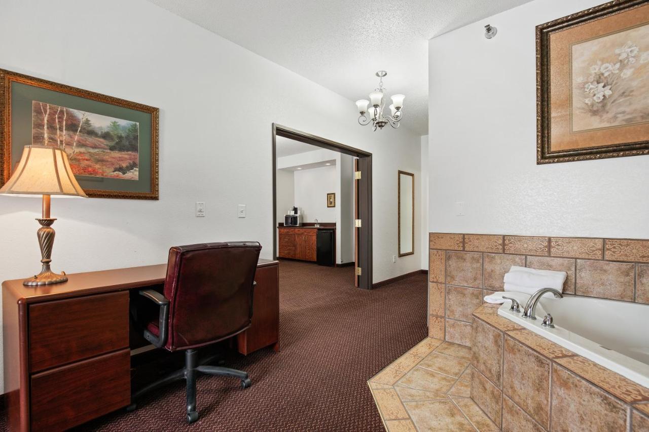 Stay Usa Hotel And Suites Hot Springs Exterior photo
